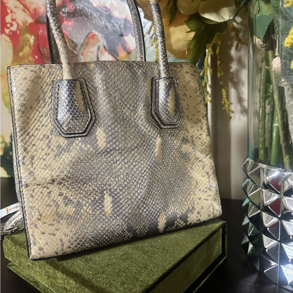 Michael Kors Elegant Snakeskin Crossbody Handbag / NWOT - Picture 8 of 9